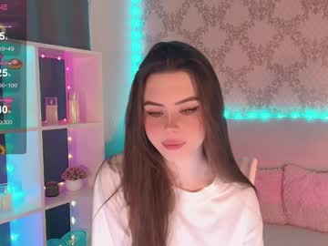 Chat Live with holymiax on Chaturbate