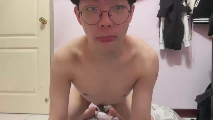 Chat Live with kela_dog on Cam4