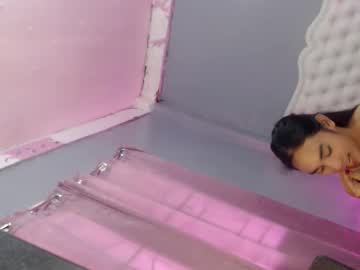 Chat Live with kendra_cake69 on Chaturbate