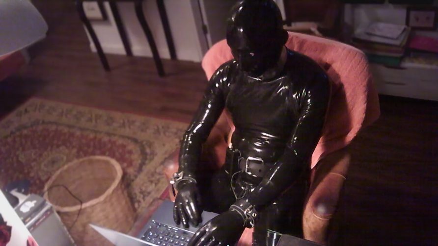 Chat Live with kfrbber on Cam4