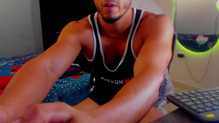 Chat Live with kris_khalifahot on Cam4