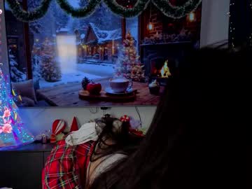 Chat Live with leeannepizzini on Chaturbate