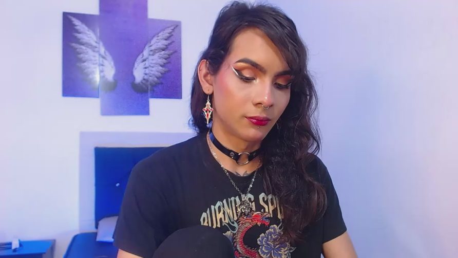 Chat Live with lilith_nyx333 on Cam4