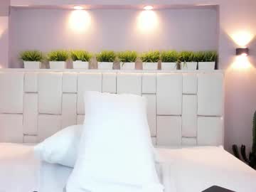 Chat Live with lunnablake on Chaturbate