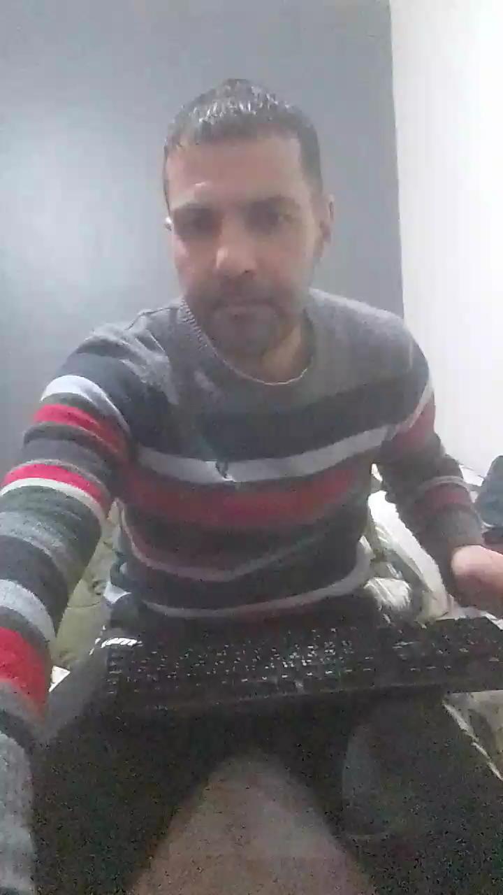 Chat Live with masterhight on Cam4