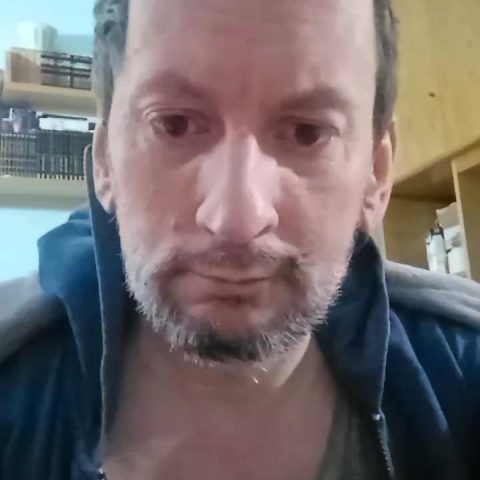 Chat Live with matteoc4_hot on Cam4