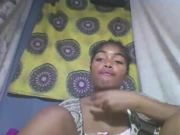 Chat Live with mayajadorelie on Chaturbate