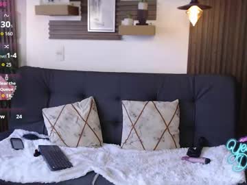 Chat Live with melany_27 on Chaturbate