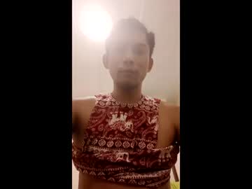 Chat Live with pai25381 on Chaturbate