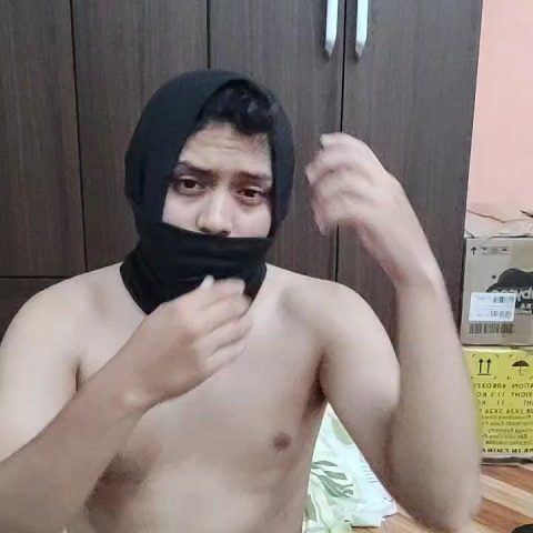 Chat Live with richie_5 on Cam4