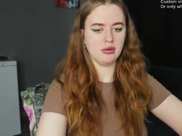 Chat Live with robert_lisa on Chaturbate