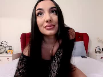 Chat Live with roxybestass on Chaturbate