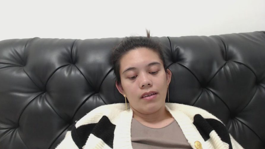 Chat Live with simplesyndyxx on Cam4