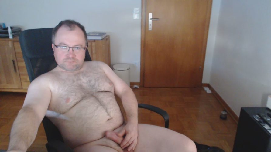 Chat Live with smoro20 on Cam4