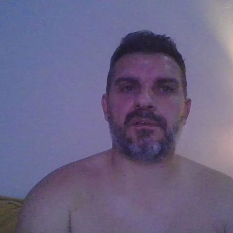 Chat Live with spyk23051977 on Cam4