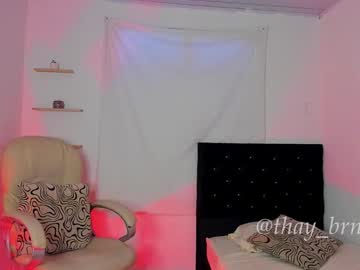 Chat Live with thayla_brincee on Chaturbate