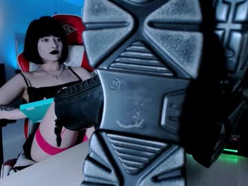 Chat Live with the_inamorata on Chaturbate