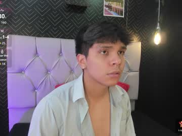Chat Live with thiago_kozak on Chaturbate