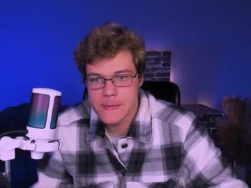 Chat Live with thomas_crow on Chaturbate