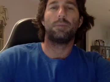 Chat Live with traviskenn on Chaturbate