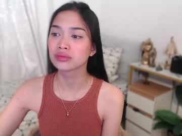 Chat Live with vivian_roberts on Chaturbate
