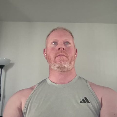 Chat Live with wetginger on Cam4