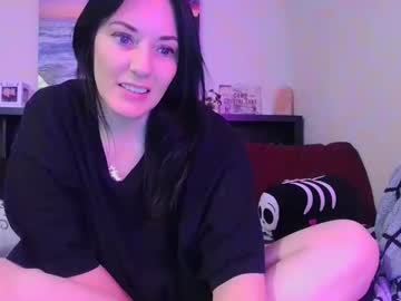 Chat Live with wrenleigh on Chaturbate