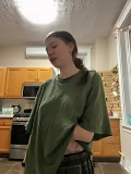 Chat Live with emilycoco on StripChat