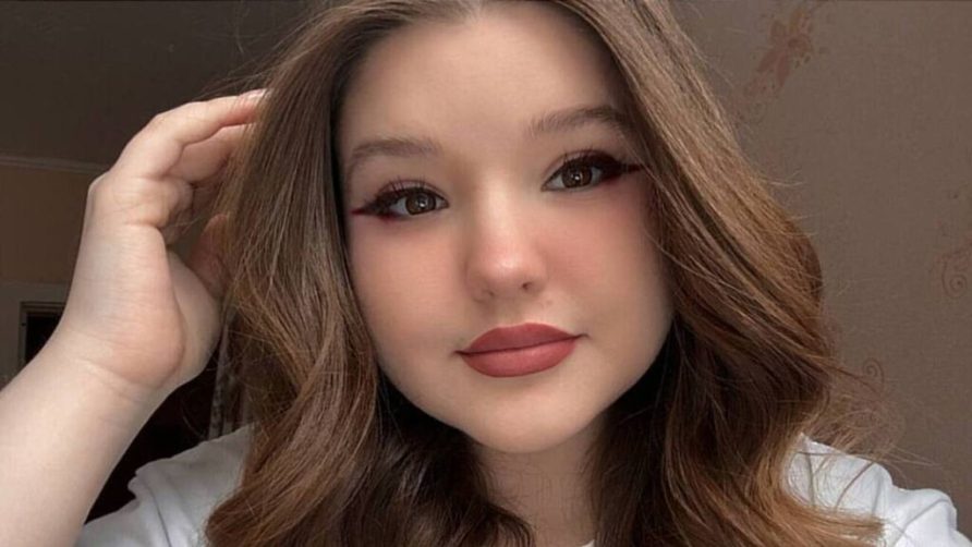 Chat Live with RinaHoggan on LiveJasmin