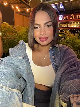 Chat Live with Irina_Velvett on StripChat