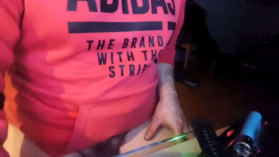 Chat Live with Alo666mio on Amateur.TV