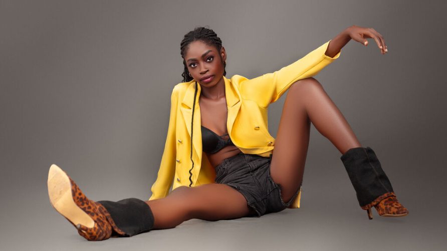 Chat Live with TatianaAkil on LiveJasmin