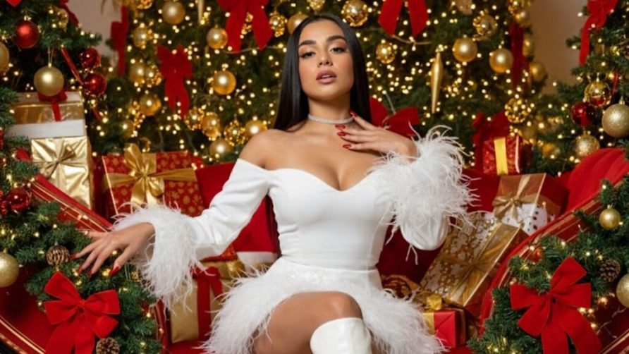 Chat Live with NathaschaGalaz on LiveJasmin