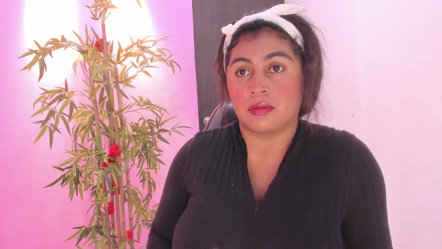 Chat Live with AndreaSweet2 on Amateur.TV