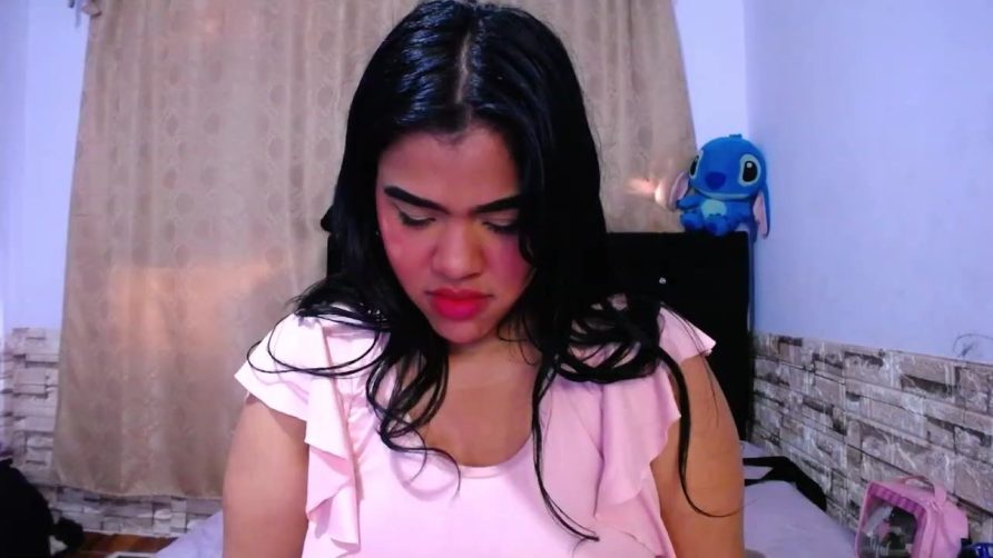 Chat Live with Candy_Kruhs on Amateur.TV