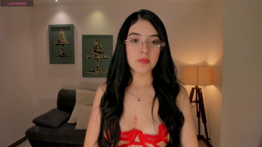 Chat Live with HaileyRoss1 on Amateur.TV