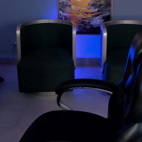 Chat Live with MadelineFox on Amateur.TV