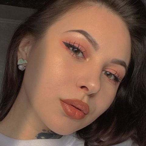 Chat Live with CapriceHebets on LiveJasmin