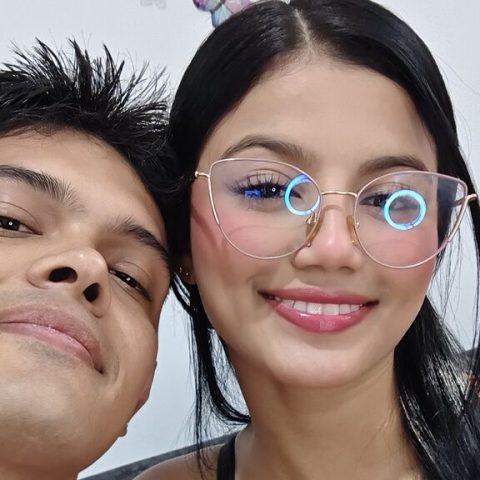 Chat Live with JuliethAbreu on LiveJasmin