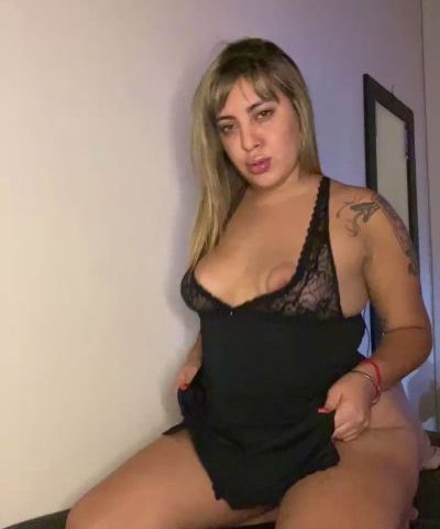 Chat Live with Sirena65 on Cam4