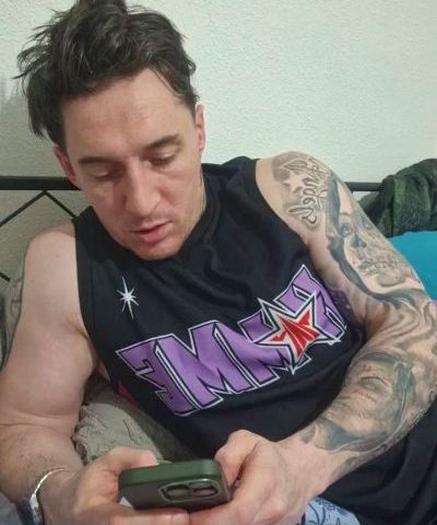 Chat Live with Theirish_bull on Cam4