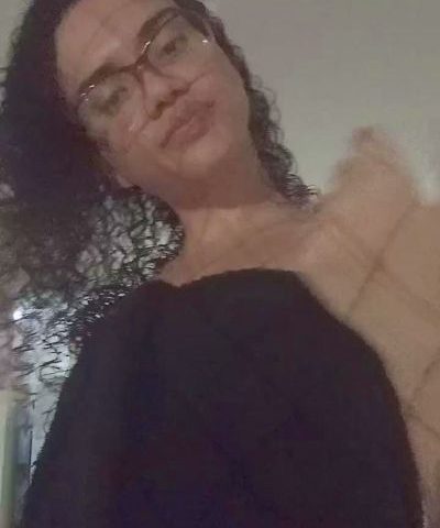 Chat Live with Transputinha83 on Cam4