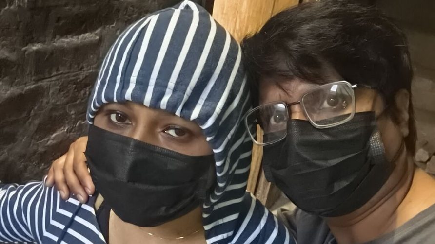 Chat Live with AlishaKhan on LiveJasmin