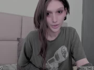 Chat Live with ayn3q on Chaturbate