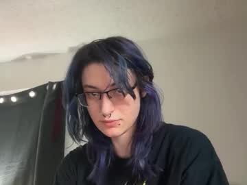 Chat Live with boywithbug on Chaturbate