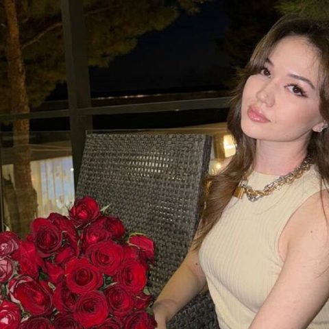 Chat Live with EffuliaLoren on LiveJasmin