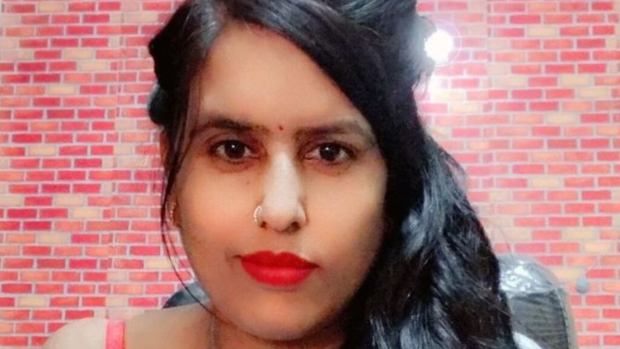 Chat Live with SaraConway on LiveJasmin