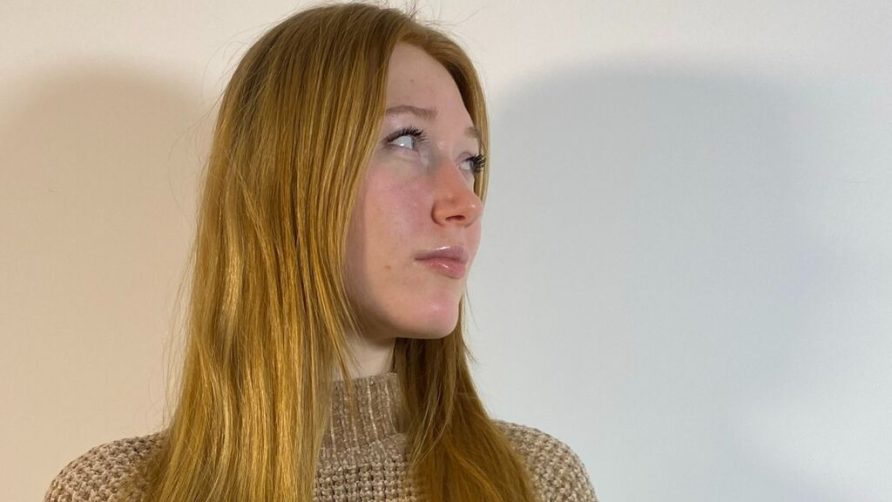 Chat Live with CoreenShimkus on LiveJasmin