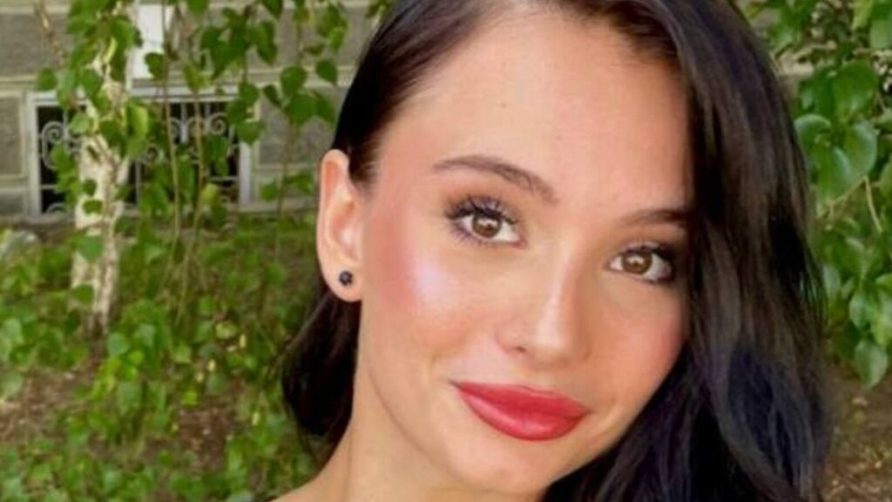 Chat Live with DesxreEclipse on LiveJasmin