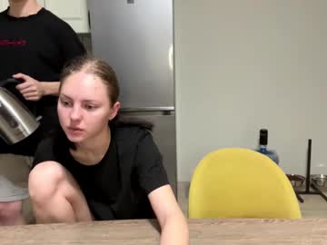 Chat Live with flowerscouple on Chaturbate